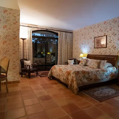 Moulin Du Val De Seugne Hotell