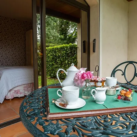 Hotell Moulin Du Val De Seugne 4*