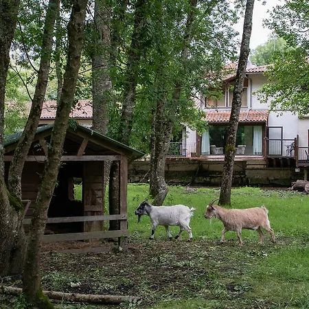 Moulin Du Val De Seugne Hotel 4*
